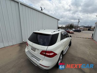 Czwarte zdjęcie samochodu z boku: 2013 MERCEDES-BENZ ML 350 4MATIC VIN:4JGDA5HB0DA144208 - miniatura