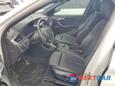 Zdjęcie 7 z 14 samochodu: 2018 BMW X1 XDRIVE28I VIN:WBXHT3C39J3H33008 - miniatura