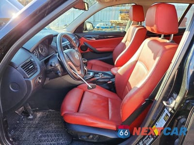 Zdjęcie 7 z 13 samochodu: 2013 BMW X1 XDRIVE28I VIN:WBAVL1C50DVR91538 - miniatura