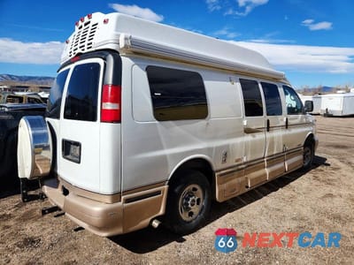 Czwarte zdjęcie samochodu z boku: 2004 CHEV EXPRESS G3500 VIN:1GCHG39U841246445 - miniatura