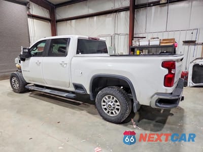 Drugie zdjęcie samochodu z przodu: 2023 CHEVROLET SILVERADO K2500 HEAVY DUTY LT VIN:2GC4YNE71P1718216 - miniatura