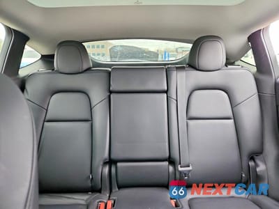 Zdjęcie 10 z 14 samochodu: 2025 TESLA MODEL Y VIN:7SAYGAEE1SF287753 - miniatura