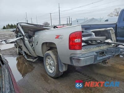 Drugie zdjęcie samochodu z przodu: 2008 CHEVROLET SILVERADO K1500 VIN:2GCEK190981306316 - miniatura