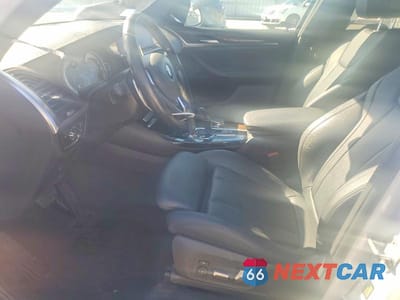 Zdjęcie 7 z 13 samochodu: 2019 BMW X3 XDRIVE30I VIN:5UXTR9C50KLR10990 - miniatura