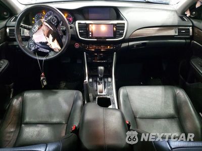 Zdjęcie 8 z 12 samochodu: 2017 HONDA ACCORD TOURING VIN:1HGCR3F97HA033644 - miniatura