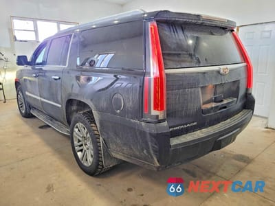 Trzecie zdjęcie samochodu z tyłu: 2017 CADILLAC ESCALADE ESV VIN:1GYS4GKJ3HR133302 - miniatura