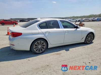 Trzecie zdjęcie samochodu z tyłu: 2019 BMW 530 I VIN:WBAJA5C56KG900947 - miniatura