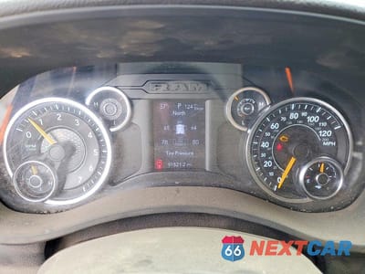 Zdjęcie 9 z 11 samochodu: 2020 RAM 2500 TRADESMAN VIN:3C6UR5HJ9LG172939 - miniatura