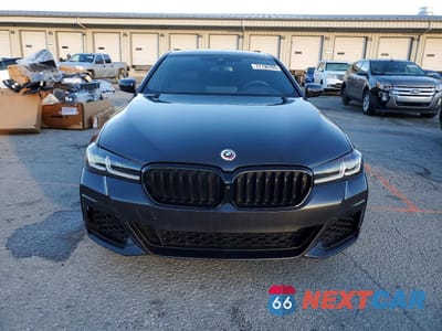 Piąte zdjęcie samochodu w środku: 2023 BMW M550XI VIN:WBA13BK02PCM59153 - miniatura