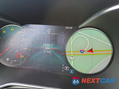 Zdjęcie 9 z 12 samochodu: 2022 MERCEDES-BENZ GLC 300 4MATIC VIN:W1N0G8EB3NV383357 - miniatura