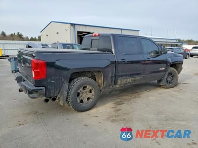 Trzecie zdjęcie samochodu z tyłu: 2018 CHEVROLET SILVERADO K1500 LTZ VIN:3GCUKSECXJG359749 - miniatura