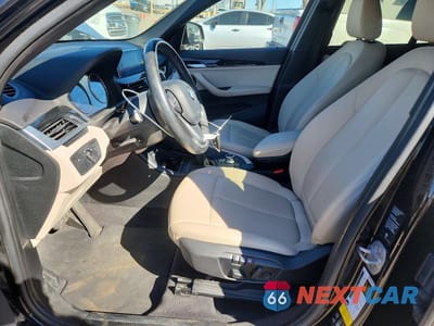 Zdjęcie 7 z 11 samochodu: 2018 BMW X1 XDRIVE28I VIN:WBXHT3C3XJ5L27966 - miniatura