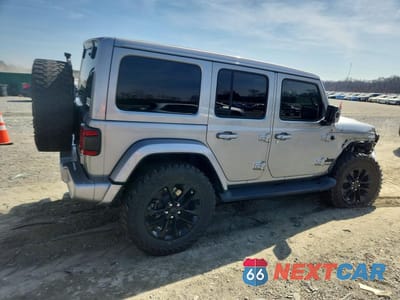 Trzecie zdjęcie samochodu z tyłu: 2021 JEEP WRANGLER UNLIMITED SAHARA VIN:1C4HJXEGXMW622753 - miniatura