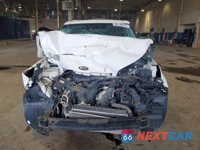 Piąte zdjęcie samochodu w środku: 2015 KIA SOUL BASE VIN:KNDJN2A25F7802285 - miniatura