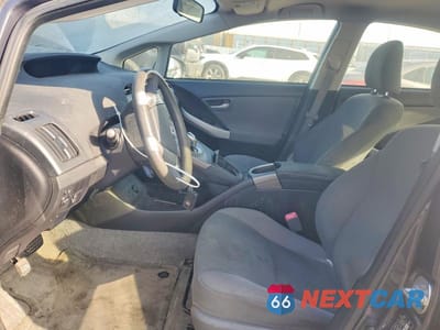 Zdjęcie 7 z 12 samochodu: 2012 TOYOTA PRIUS THREE VIN:JTDKN3DU0C1610603 - miniatura