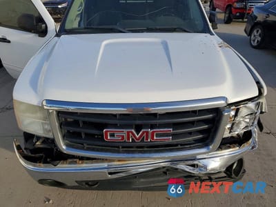 Zdjęcie 11 z 12 samochodu: 2011 GMC SIERRA K1500 SLE VIN:1GTR2VE32BZ188603 - miniatura