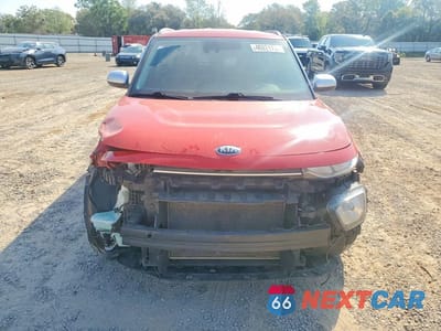 Piąte zdjęcie samochodu w środku: 2021 KIA SOUL X-LINE VIN:KNDJ23AU1M7141884 - miniatura