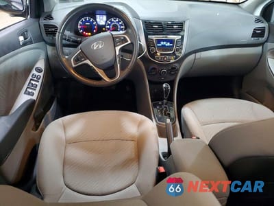 Zdjęcie 8 z 12 samochodu: 2016 HYUNDAI ACCENT SE VIN:KMHCU4AE3GU139606 - miniatura