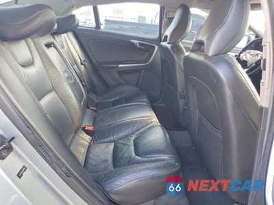 Zdjęcie 10 z 12 samochodu: 2013 VOLVO S60 T5 VIN:YV1612FS4D2230589 - miniatura