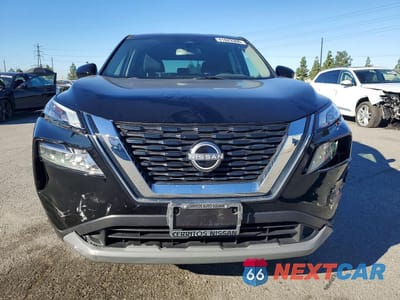 Piąte zdjęcie samochodu w środku: 2023 NISSAN ROGUE SV VIN:JN8BT3BA6PW419683 - miniatura