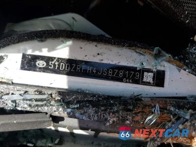 Zdjęcie 14 z 14 samochodu: 2018 TOYOTA HIGHLANDER LIMITED PLATINUM VIN:5TDDZRFH4JS878179 - miniatura