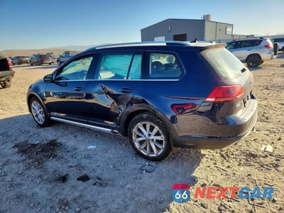 Drugie zdjęcie samochodu z przodu: 2017 VOLKSWAGEN GOLF ALLTRACK S VIN:3VWH17AU1HM536326 - miniatura