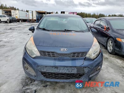 Piąte zdjęcie samochodu w środku: 2013 KIA RIO LX VIN:KNADM5A33D6768728 - miniatura