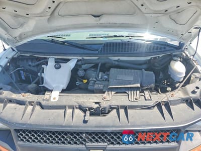 Zdjęcie 7 z 10 samochodu: 2012 CHEVROLET EXPRESS G3500 BOX TRUCK VIN:1GB3G4CG3C1151894 - miniatura