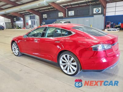 Drugie zdjęcie samochodu z przodu: 2013 TESLA MODEL S VIN:5YJSA1CN7DFP08403 - miniatura