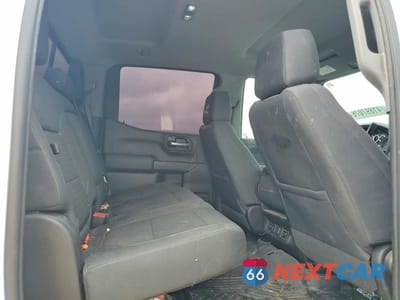 Zdjęcie 10 z 11 samochodu: 2019 CHEVROLET SILVERADO K1500 LT VIN:3GCUYDED0KG190863 - miniatura