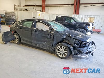 Czwarte zdjęcie samochodu z boku: 2015 CHRYSLER 200 LIMITED VIN:1C3CCCAB1FN708408 - miniatura