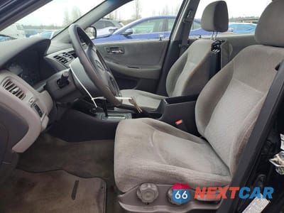 Zdjęcie 7 z 12 samochodu: 2002 HONDA ACCORD LX VIN:3HGCG564X2G703072 - miniatura