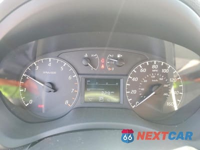 Zdjęcie 9 z 12 samochodu: 2015 NISSAN SENTRA S VIN:3N1AB7AP9FY239793 - miniatura