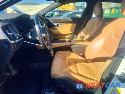 Zdjęcie 7 z 12 samochodu: 2018 VOLVO S90 T6 MOMENTUM VIN:LVY992MK7JP021210 - miniatura