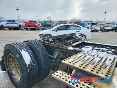 Zdjęcie 6 z 10 samochodu: 2017 VOLVO VNL SEMI TRUCK VIN:4V4N39TGXHN987994 - miniatura