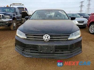 Piąte zdjęcie samochodu w środku: 2018 VOLKSWAGEN JETTA S VIN:3VW2B7AJ5JM257444 - miniatura