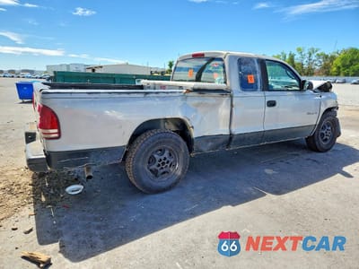 Trzecie zdjęcie samochodu z tyłu: 2000 DODGE DAKOTA VIN:1B7GL22X9YS550289 - miniatura