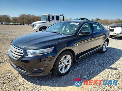 2015 FORD TAURUS SEL 1FAHP2E87FG194783 - główne zdjęcie licytacji z USA - miniatura