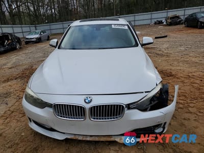 Piąte zdjęcie samochodu w środku: 2013 BMW 328 I SULEV VIN:WBA3C1C59DK104379 - miniatura