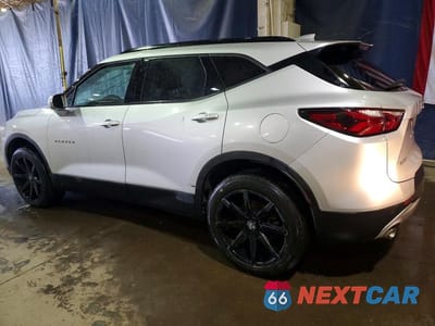 Drugie zdjęcie samochodu z przodu: 2020 CHEVROLET BLAZER 2LT VIN:3GNKBCRS4LS628060 - miniatura
