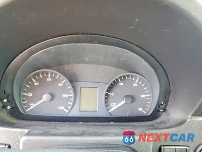 Zdjęcie 9 z 11 samochodu: 2018 MERCEDES BENZ SPRINTER 2500 DELIVERY VAN VIN:WD3PE7CD5JP647813 - miniatura