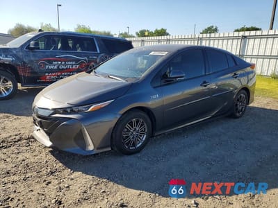 2017 TOYOTA PRIUS PRIME PREMIUM JTDKARFP2H3057471 - główne zdjęcie licytacji z USA - miniatura