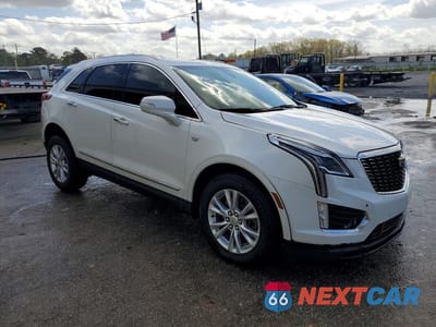 Czwarte zdjęcie samochodu z boku: 2021 CADILLAC XT5 LUXURY VIN:1GYKNAR45MZ124072 - miniatura