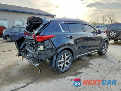 Trzecie zdjęcie samochodu z tyłu: 2017 KIA SPORTAGE SX TURBO VIN:KNDPR3A61H7198700 - miniatura