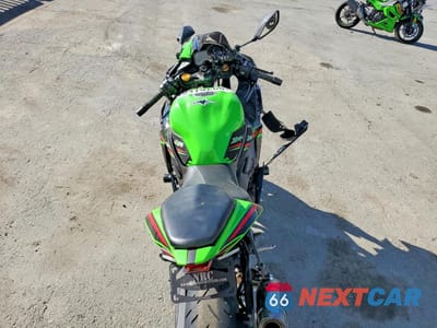 Zdjęcie 6 z 9 samochodu: 2023 KAWASAKI ZX400 S VIN:ML5ZXCS17PDA00703 - miniatura