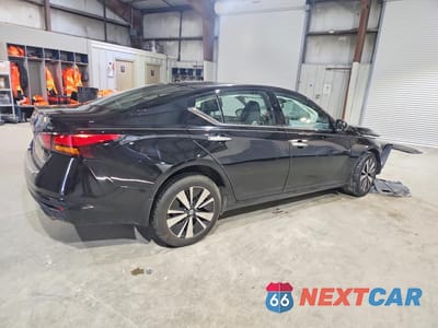 Trzecie zdjęcie samochodu z tyłu: 2019 NISSAN ALTIMA 2.5 SV VIN:1N4BL4DW9KC183525 - miniatura