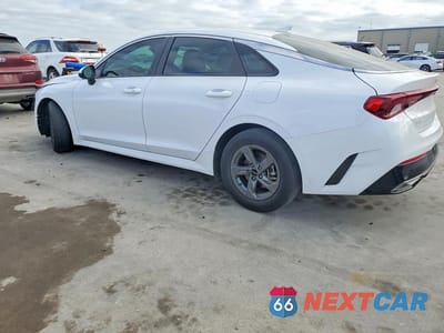 Drugie zdjęcie samochodu z przodu: 2024 KIA K5 LXS VIN:5XXG14J27RG253458 - miniatura