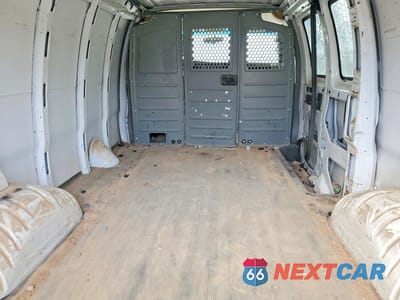 Zdjęcie 11 z 13 samochodu: 2013 CHEVROLET EXPRESS 2500 CARGO DELIVERY VAN VIN:1GCWGFCG6D1128079 - miniatura