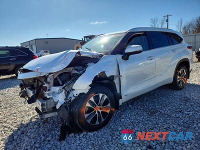 2022 TOYOTA HIGHLANDER HYBRID XLE 5TDGBRCH8NS543423 - główne zdjęcie licytacji z USA - miniatura