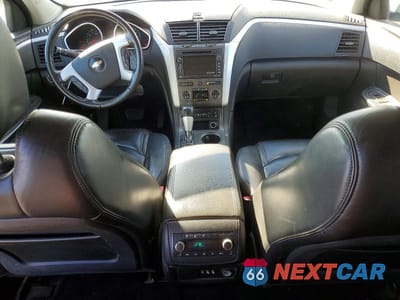 Zdjęcie 8 z 12 samochodu: 2010 CHEVROLET TRAVERSE LT VIN:1GNLVGEDXAS122817 - miniatura